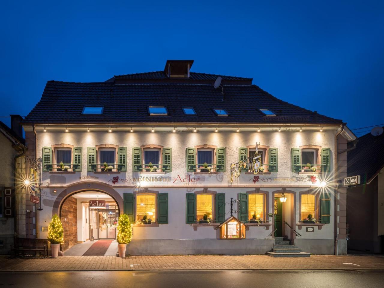 Gasthaus Hotel Adler Endingen am Kaiserstuhl ภายนอก รูปภาพ